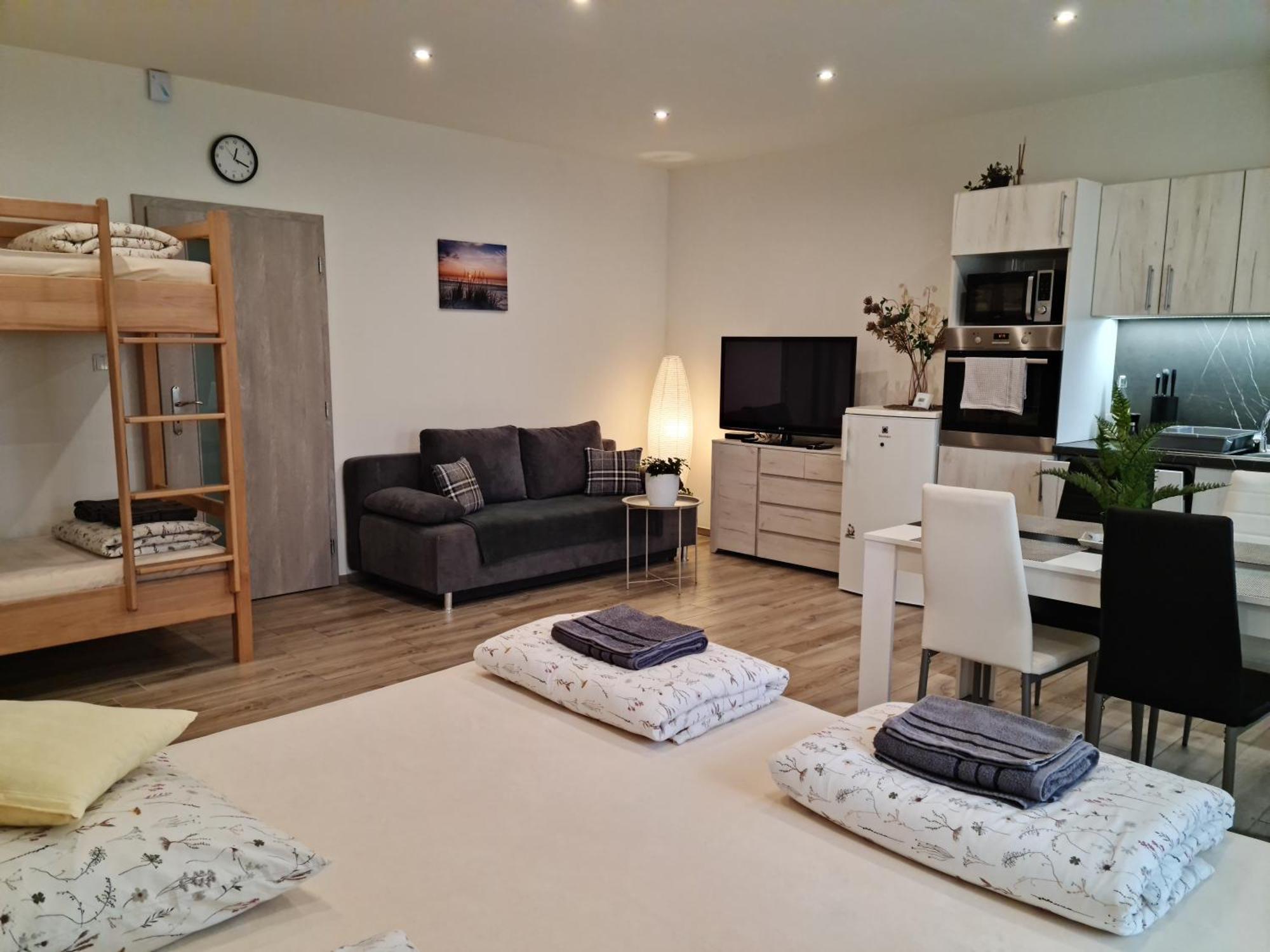 Apartmany Zirec Dvůr Králové nad Labem Εξωτερικό φωτογραφία