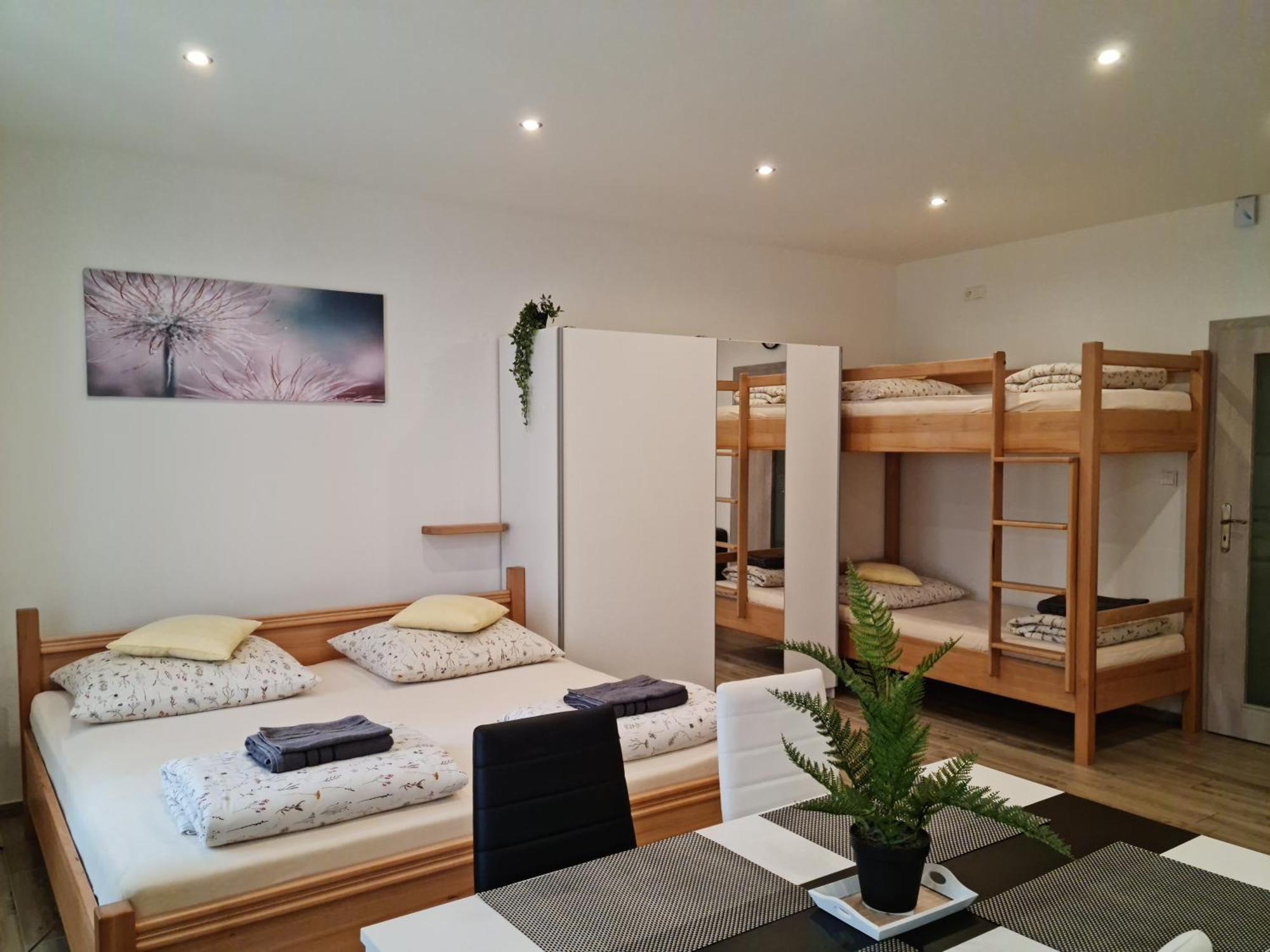 Apartmany Zirec Dvůr Králové nad Labem Εξωτερικό φωτογραφία